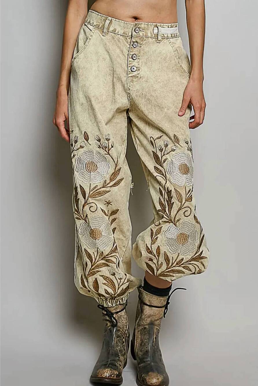 NEW POL women's embroidered button fly mid rise pants in sand